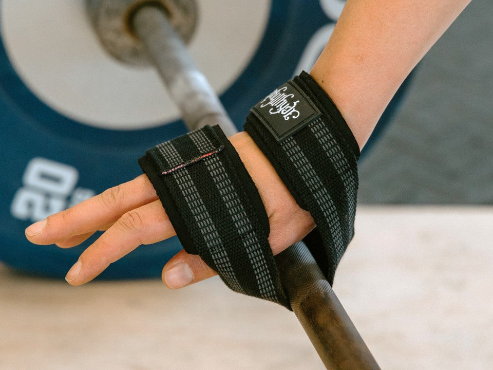 How To Use Figure 8 Lifting Straps 